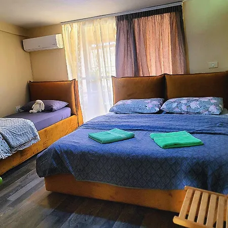 Suntan Lovely Golem (Tirana)