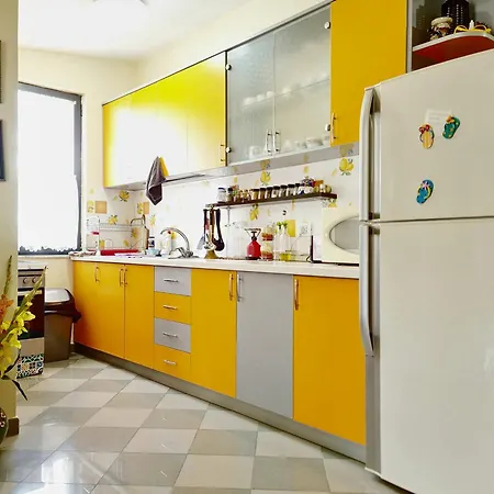 Suntan Lovely Golem (Tirana)